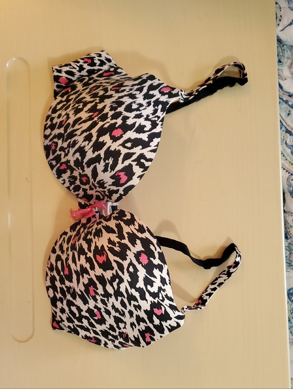 La SENZA Pink and Black Leopard Print Bra